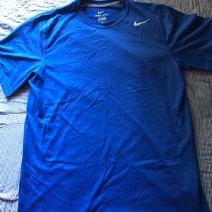 Nike dri fit t-shirt!!